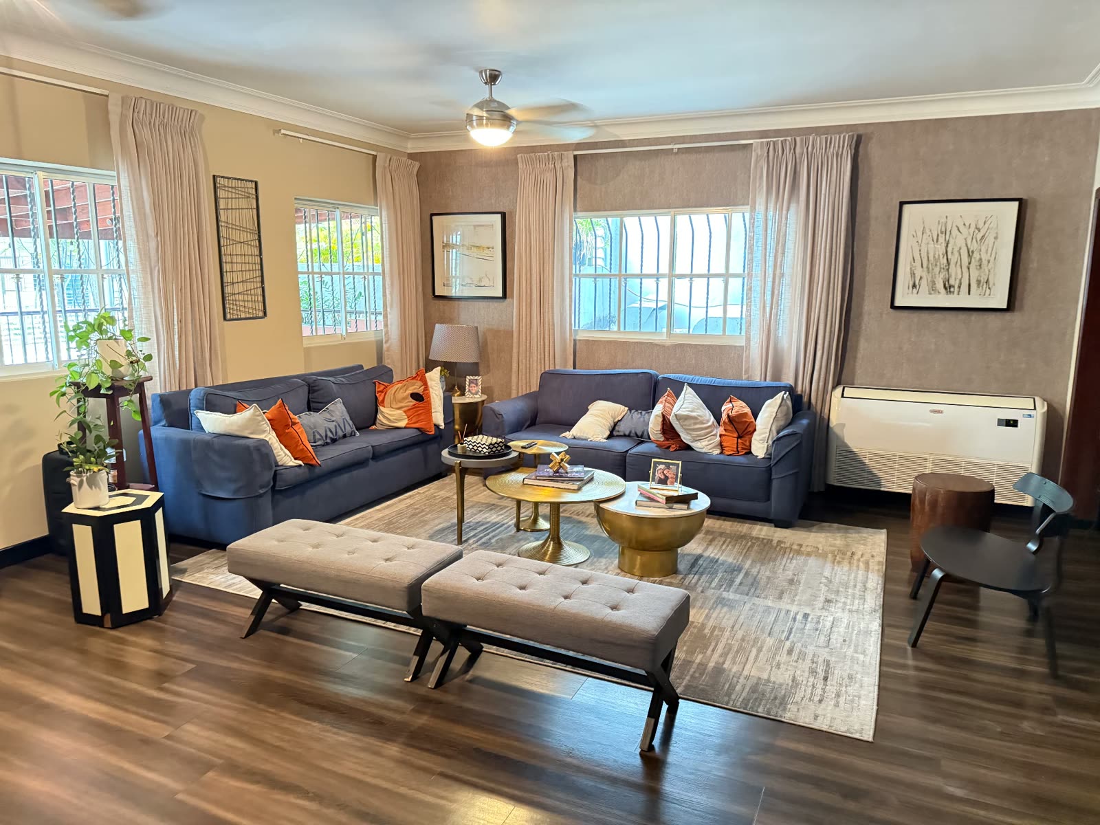 Segunda sala de estar del apartamento en Torre Don Pedro IV